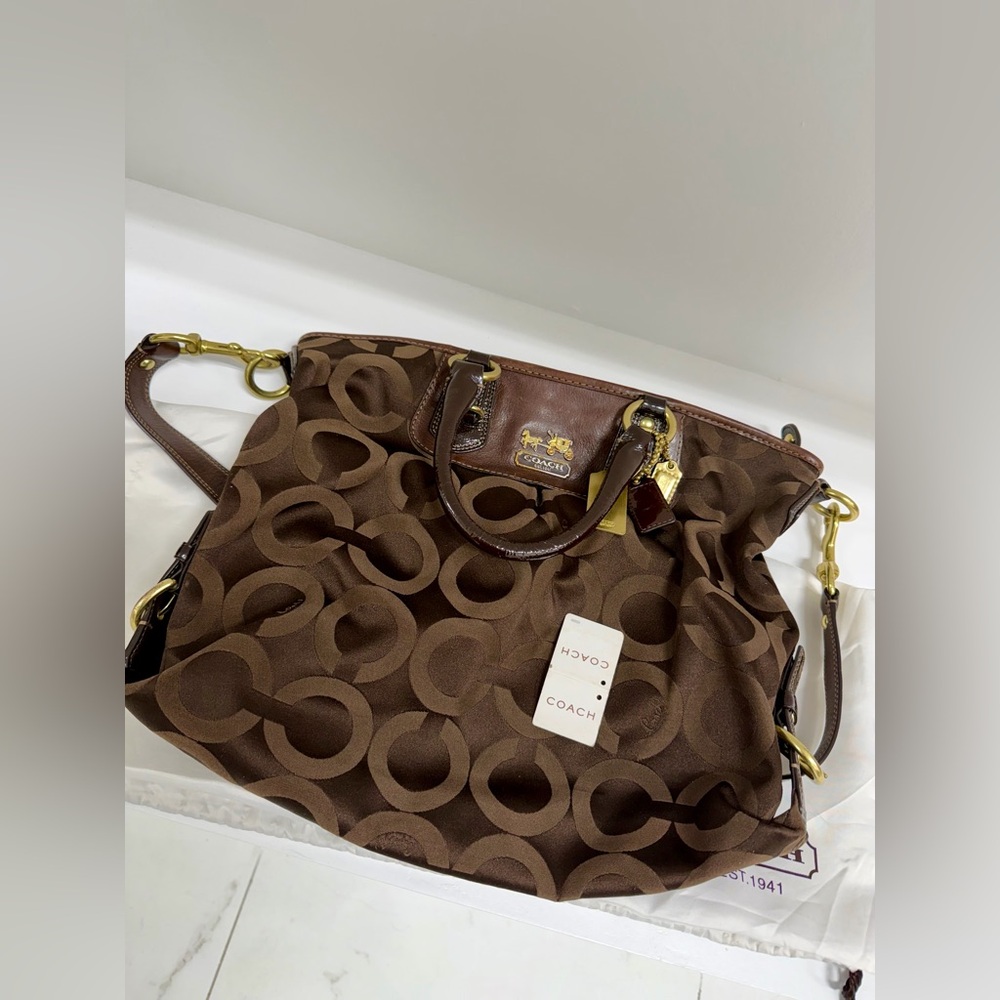 Authentic Coach Brown Signature Canvas Tote Bag - Classic Coach Handbag - Picture 9 of 9